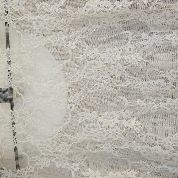 💥3/$10💥Sparkly Wet Seal Sweater with Lace Back - Picture 7 of 14